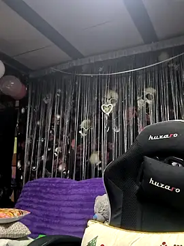 KikiXRed online show from 03/22/26, 04:27