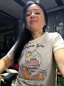 KikiXRed online show from 01/14/26, 05:22