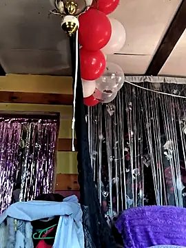 KikiXRed online show from 03/11/26, 09:03