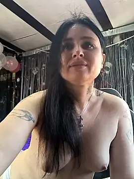 KikiXRed online show from 03/12/26, 10:41