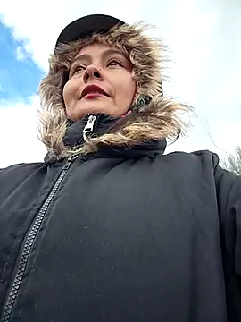 bellapaty online show from 03/14/25, 01:57