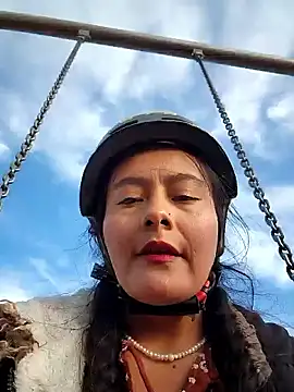 bellapaty online show from 10/10/25, 07:20