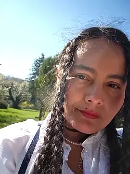 bellapaty online show from 03/19/26, 10:15