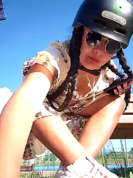 bellapaty online show from 04/19/26, 07:53