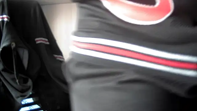 michele1500 online show from 11/08/25, 09:02