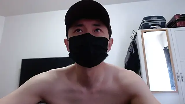 twbobo00715 online show from 05/18/26, 05:07
