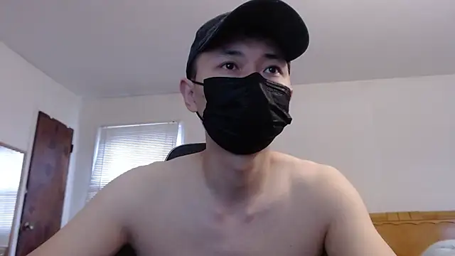 twbobo00715 online show from 12/19/25, 03:36