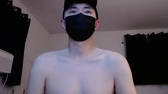 twbobo00715 online show from 10/24/25, 11:26