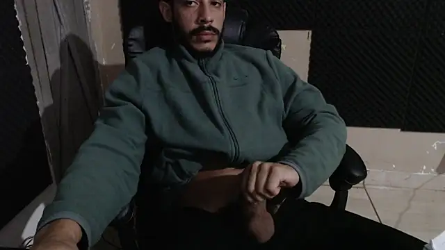 MachoScorpionCaralho online show from 04/21/26, 09:38