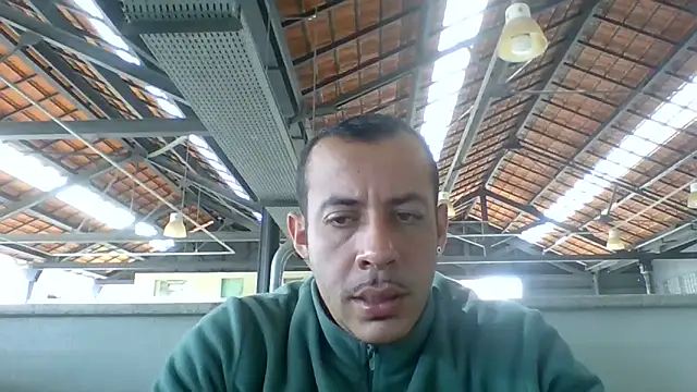 MachoScorpionCaralho online show from 06/12/26, 02:48