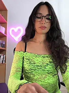 Naughty-Jessie online show from 12/05/25, 09:12