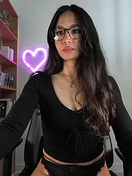 Naughty-Jessie online show from 02/21/26, 09:39