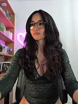 Naughty-Jessie online show from 02/07/26, 09:01