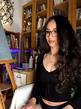 Snapshot of Naughty-Jessie chatting on 02/04/25, 09:41 Naughty-Jessie online show from 02/04/25, 09:41