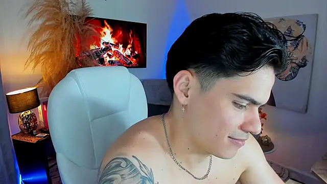 Snapshot of Matias_Murrier chatting on 12/15/25, 01:06 Matias Murrier online show from 12/15/25, 01:06