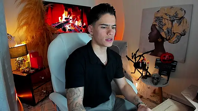 Snapshot of Matias_Murrier chatting on 10/28/25, 11:42 Matias Murrier online show from 10/28/25, 11:42