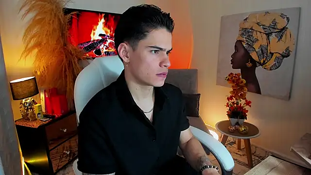 Snapshot of Matias_Murrier chatting on 11/04/25, 12:42 Matias Murrier online show from 11/04/25, 12:42