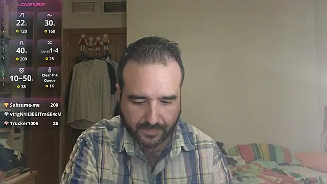 curiosillo83 online show from 10/12/25, 04:30