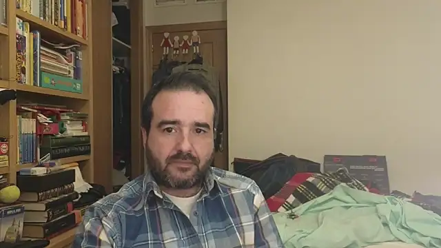 curiosillo83 online show from 02/21/26, 05:59