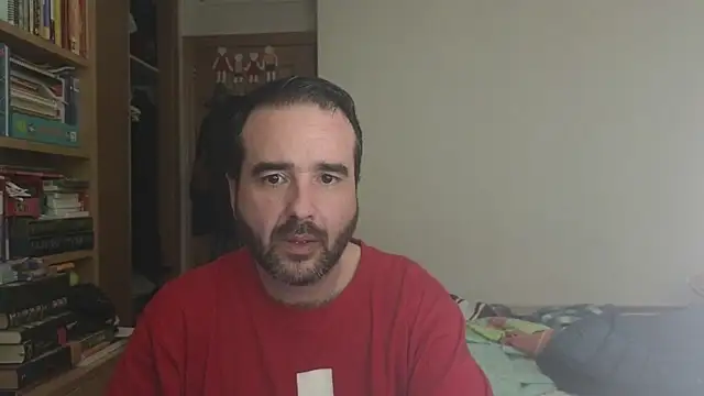 curiosillo83 online show from 12/13/25, 08:04