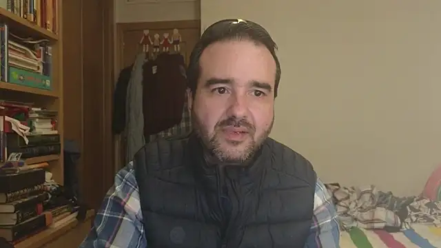 curiosillo83 online show from 03/03/26, 03:08