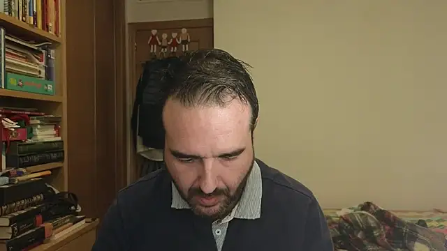 curiosillo83 online show from 11/19/25, 05:13