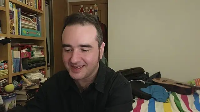 curiosillo83 online show from 04/09/26, 11:55