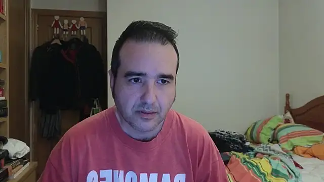 Snapshot of curiosillo83 chatting on 05/02/26, 10:53 curiosillo83 online show from 05/02/26, 10:53