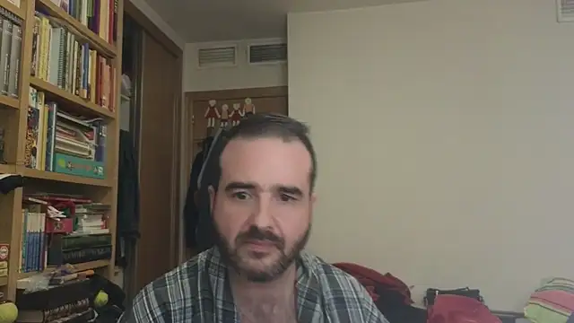 curiosillo83 online show from 01/05/26, 05:27