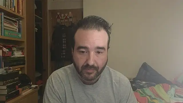 curiosillo83 online show from 12/14/25, 12:11