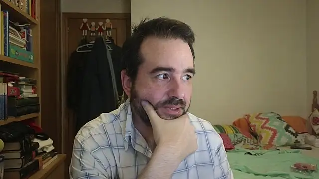curiosillo83 online show from 07/01/26, 08:03