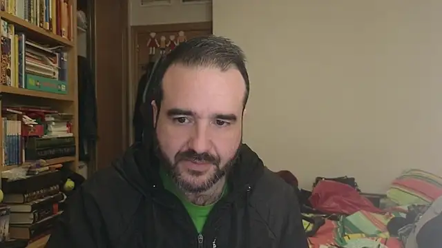 curiosillo83 online show from 01/06/26, 04:33