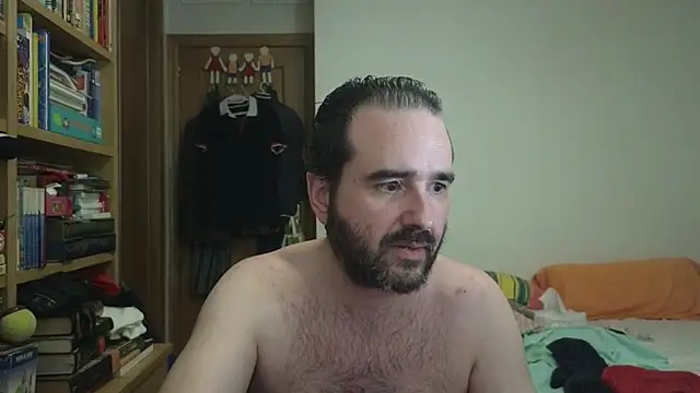 curiosillo83 online show from 06/15/26, 01:39