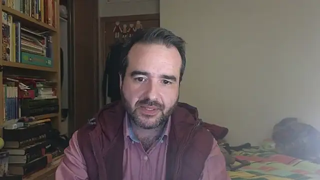 curiosillo83 online show from 12/03/25, 03:22