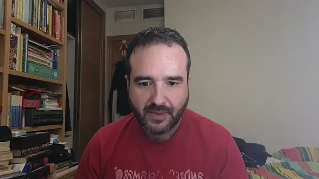 curiosillo83 online show from 10/22/25, 02:38