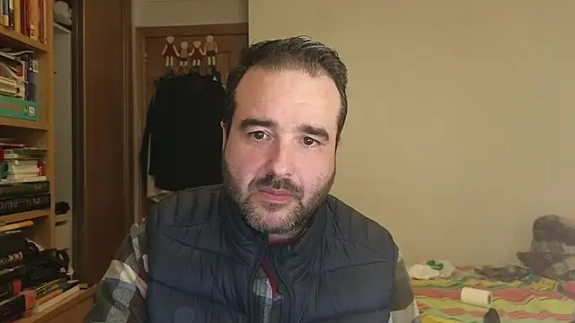 curiosillo83 online show from 11/20/25, 03:45