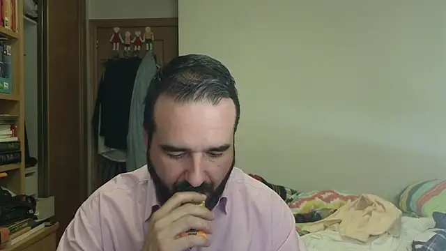 curiosillo83 online show from 11/13/25, 04:00