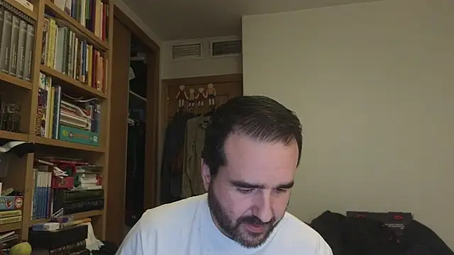 curiosillo83 online show from 02/22/26, 02:52