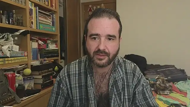 curiosillo83 online show from 01/10/26, 03:24