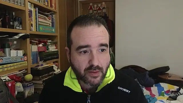 curiosillo83 online show from 04/03/26, 08:32