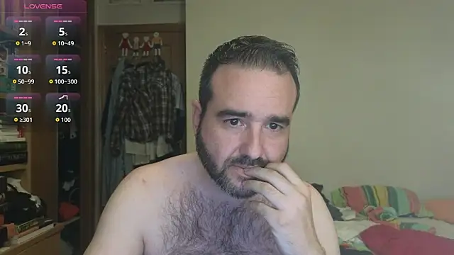 curiosillo83 online show from 10/09/25, 01:44