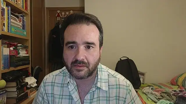 curiosillo83 online show from 06/02/26, 03:34