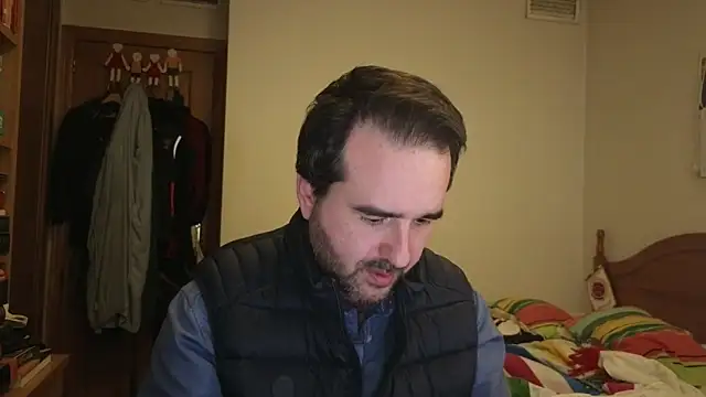 curiosillo83 online show from 03/23/26, 05:02