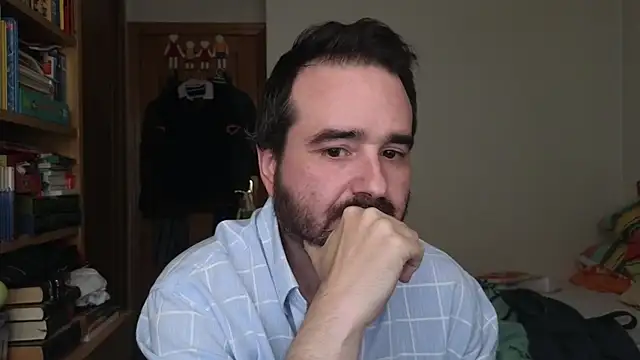 curiosillo83 online show from 06/10/26, 01:45