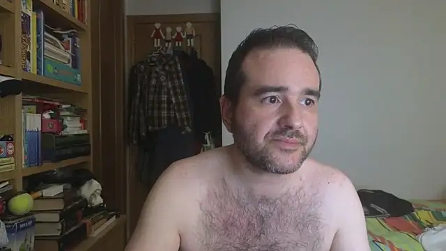 Snapshot of curiosillo83 chatting on 05/10/26, 05:26 curiosillo83 online show from 05/10/26, 05:26
