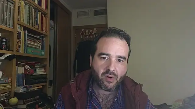 curiosillo83 online show from 12/02/25, 03:14