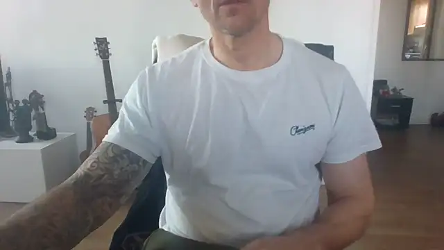 jouet75 online show from 04/23/26, 06:31