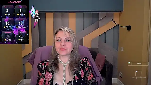 Candy Long online show from 11/18/25, 06:28