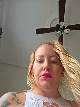 Jassy Foxy online show from 12/17/25, 11:26