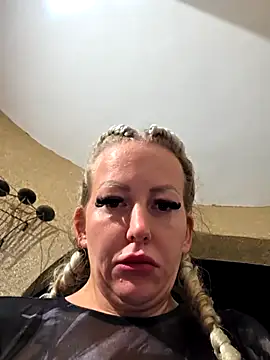 Snapshot of Jassy_Foxy chatting on 09/12/25, 08:30 Jassy Foxy online show from 09/12/25, 08:30